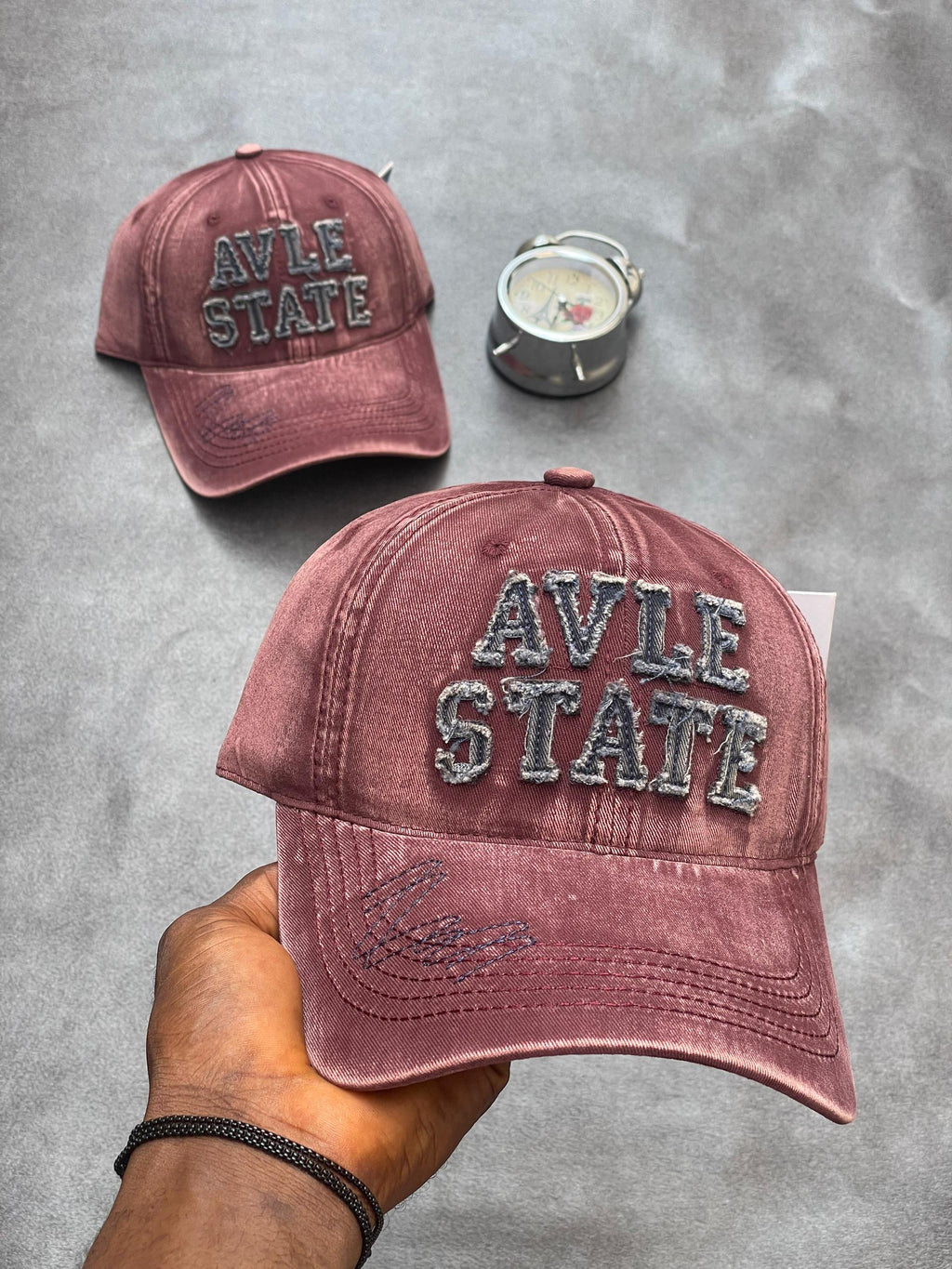 Distressed caps collection 02